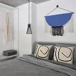 21 Stylish Lofts By Dream アパート